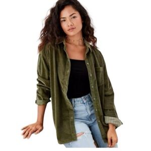 American Eagle Relaxed Corduroy Shirt